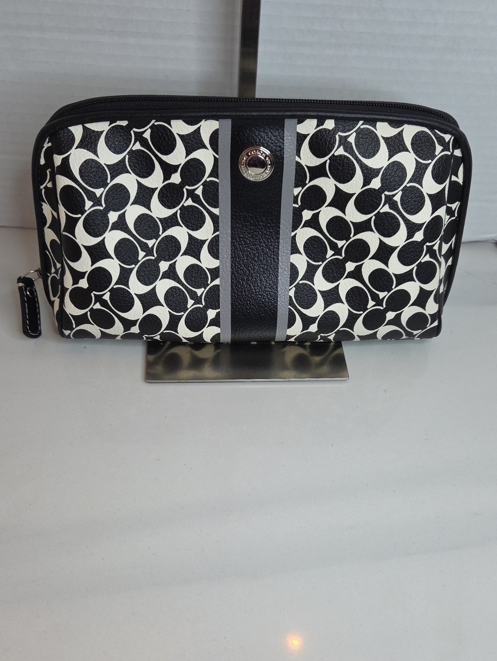 Coach Chelsea Heritage Stripe Cosmetic Make Up Bag